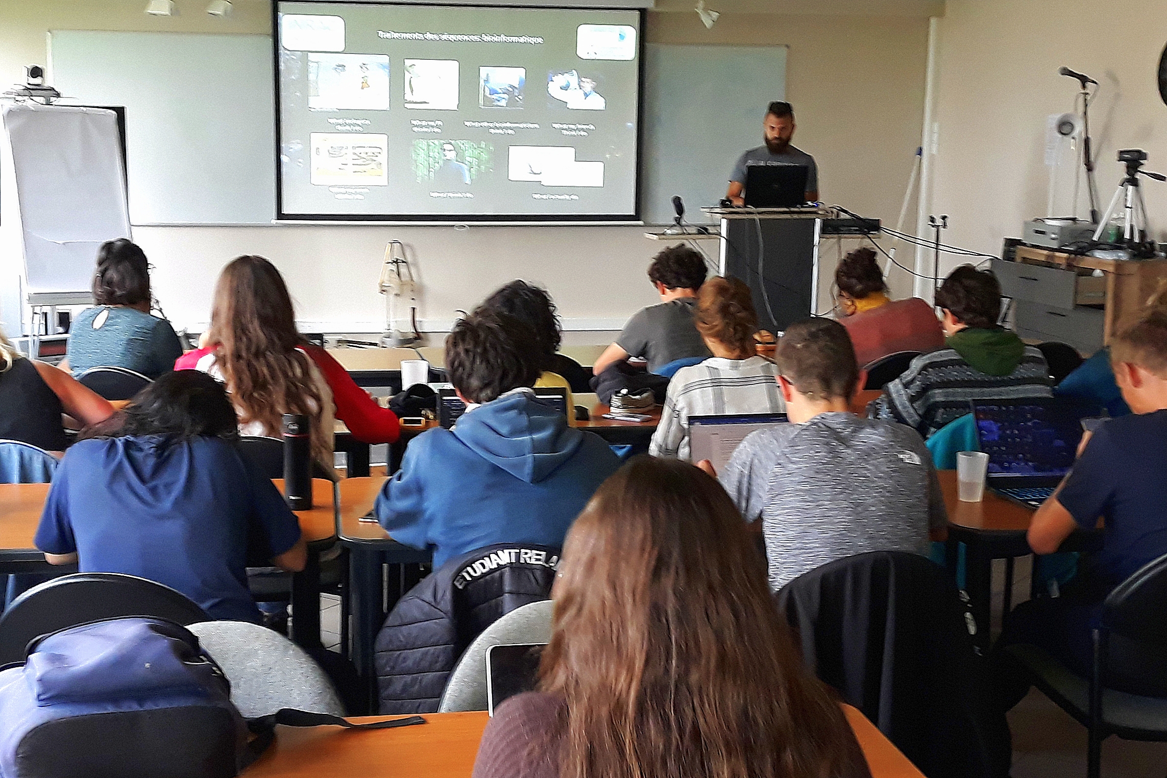 Séance de cours-Crédits photos: S. JACQUET